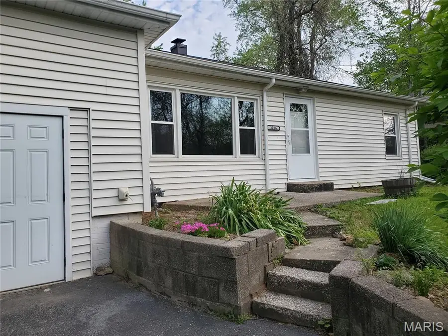 3206 Myrle Street, Alton, IL 62002 - #2