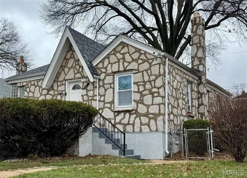 6917 Claremore Drive, Velda City, MO 63121 - #1