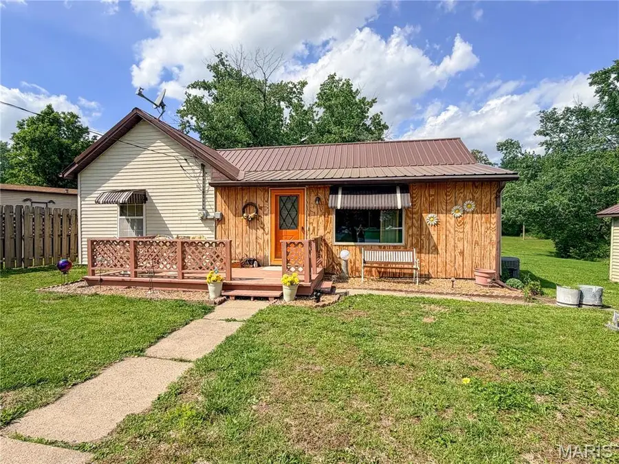 113 Hickory Street, Panama, IL 62077 - #3