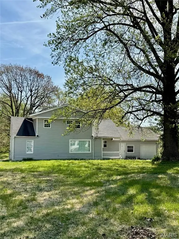 4 Monticello Place, Fairview Heights, IL 62208 - #2