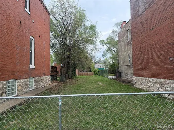 4157 Laclede Avenue, St Louis, MO 63108