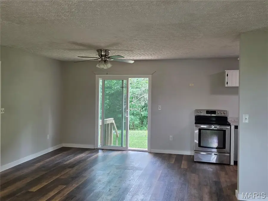 22040 Harlan Lane, Saint Robert, MO 65584 - #3
