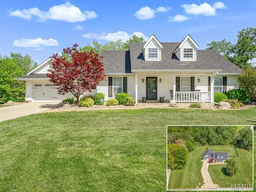 5483 White Oak Drive, Smithton, IL 62285 - #1