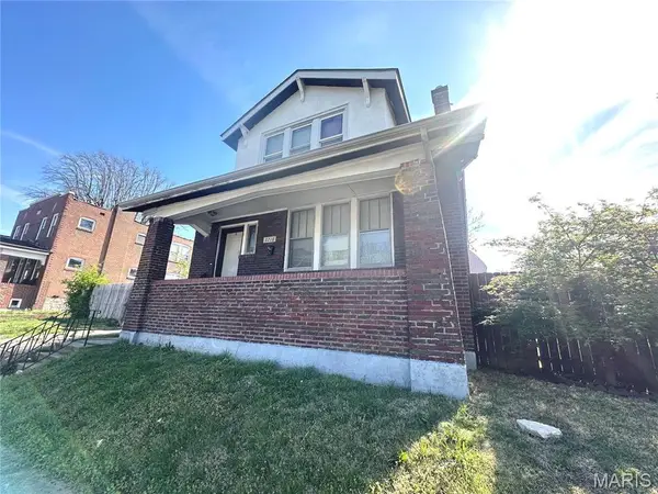 3718 S Spring Avenue, St Louis, MO 63116