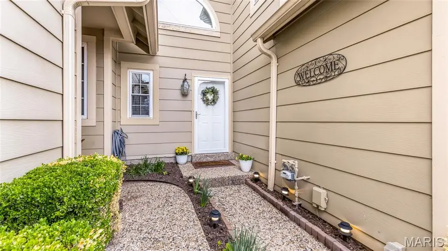 3105 Autumn Shores Drive, Maryland Heights, MO 63043 - #2