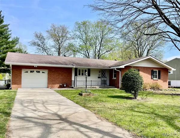 313 Sanders Street, Bethalto, IL 62010