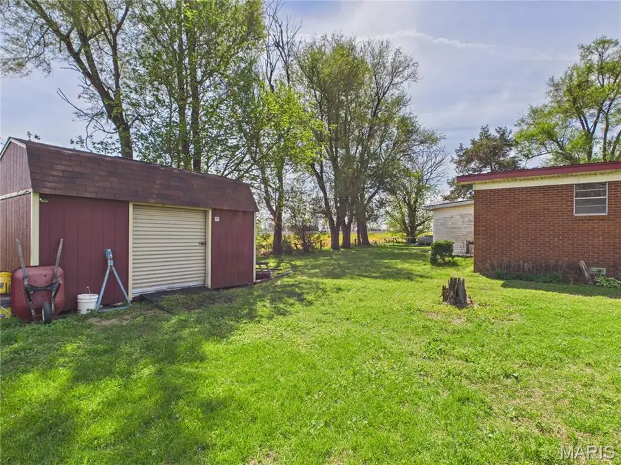 640 Bowman Court, Bernie, MO 63822 - #3