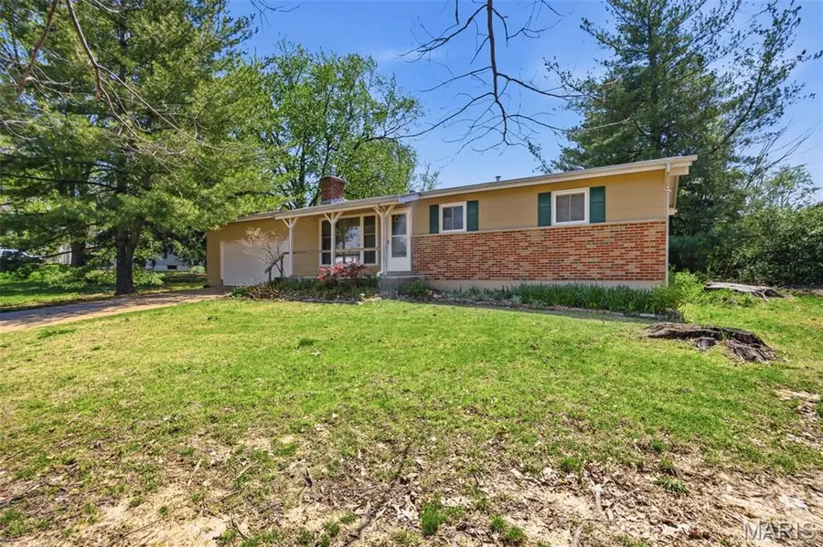 3020 Nettie Dr, Mehlville, MO 63129 - #3