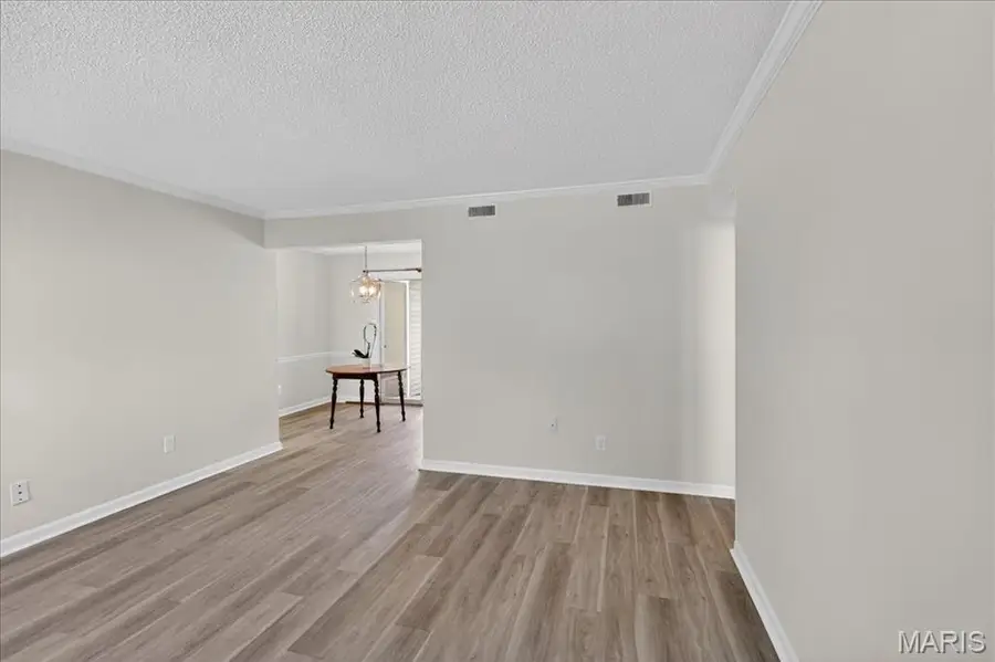 9028 Cardinal Terrace, Brentwood, MO 63144 - #3