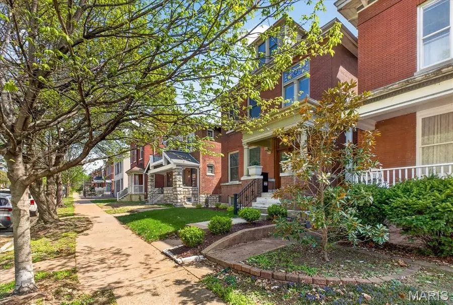 3516 Magnolia Avenue, Saint Louis, MO 63118 - #2