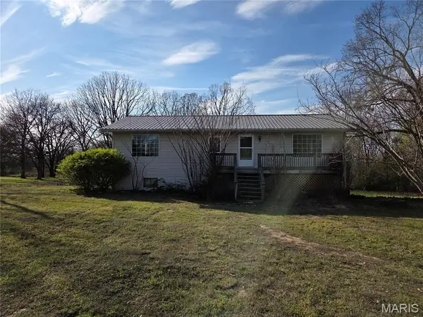 1300 Radford Road, Cuba, MO 65453