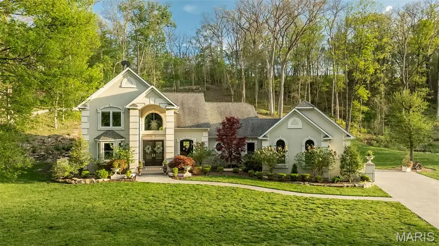 5512 Elk Valley Estates Drive, Saint Louis, MO 63128 - #2