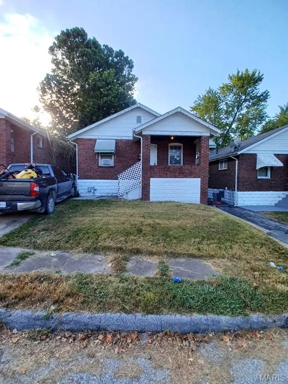 8328 Strathmore Place, Jennings, MO 63136 - #1