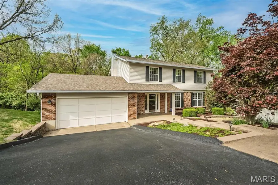 1226 Dunloe Road, Ballwin, MO 63021 - #2