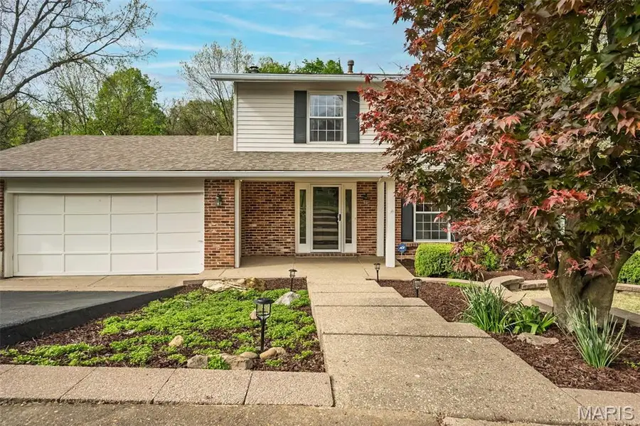 1226 Dunloe Road, Ballwin, MO 63021 - #3