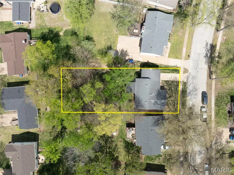 937 Napoli Drive, Ballwin, MO 63021 - #3