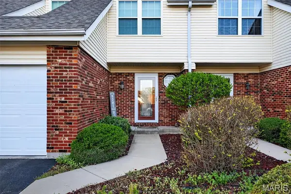 323 Devonshire Court, St Peters, MO 63376