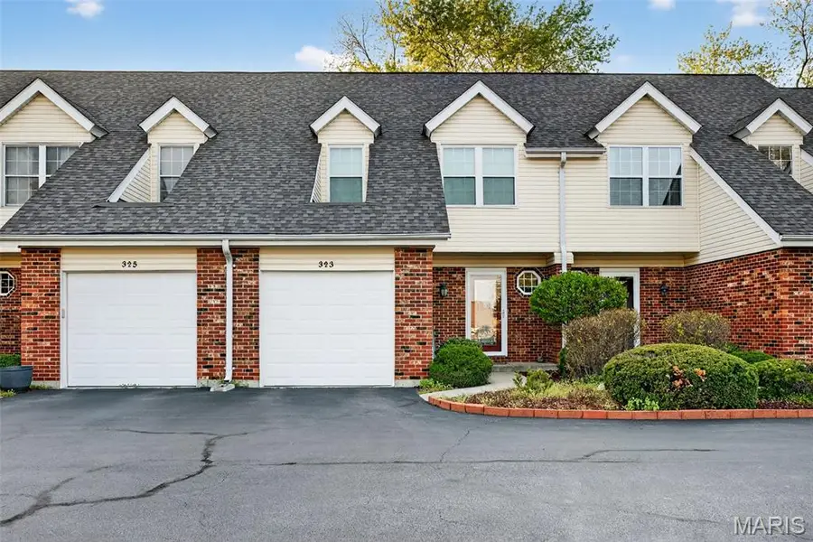 323 Devonshire Court, Saint Peters, MO 63376 - #2