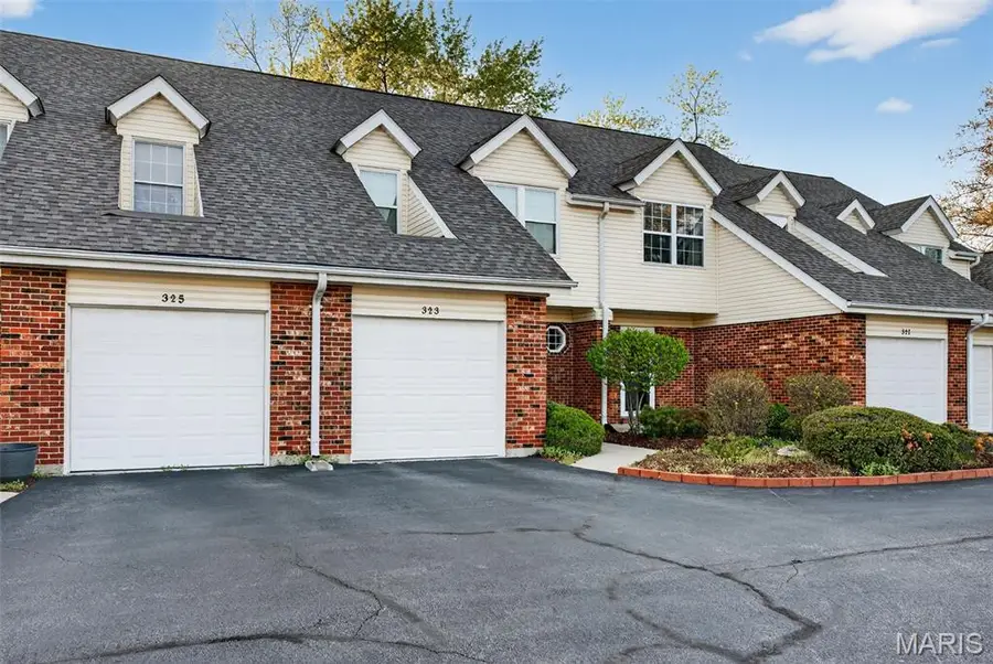 323 Devonshire Court, Saint Peters, MO 63376 - #3