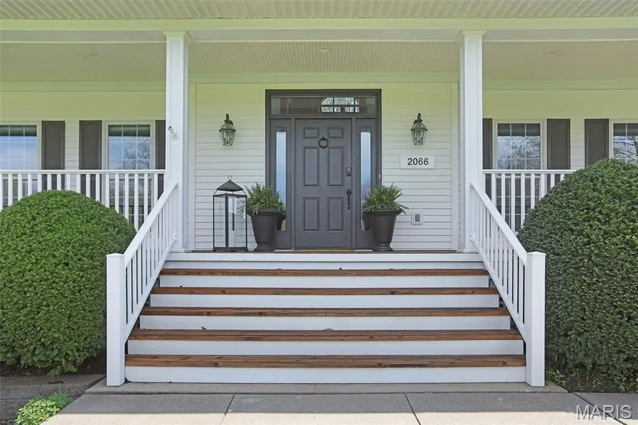 2066 Spring Valley Drive, Washington, MO 63090 - #2