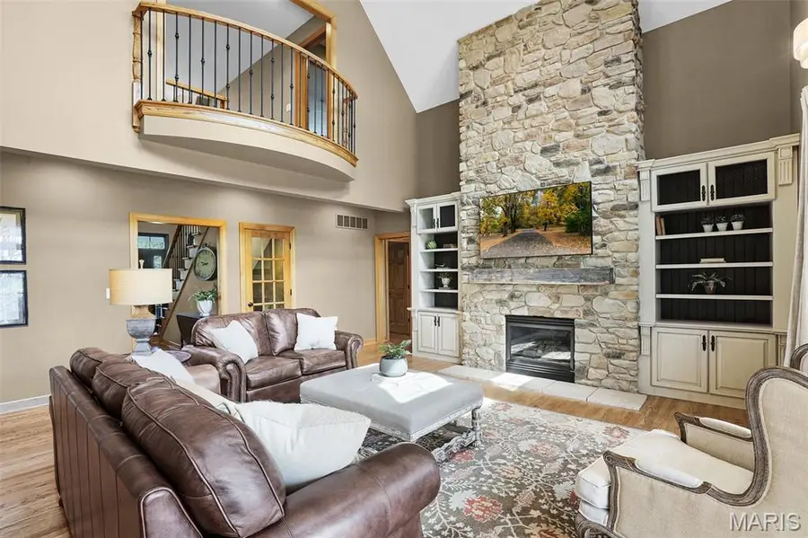 2066 Spring Valley Drive, Washington, MO 63090 - #3