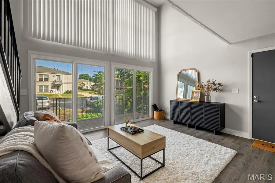 1084 Mersey Bend Drive #F, Saint Louis, MO 63129 - #3