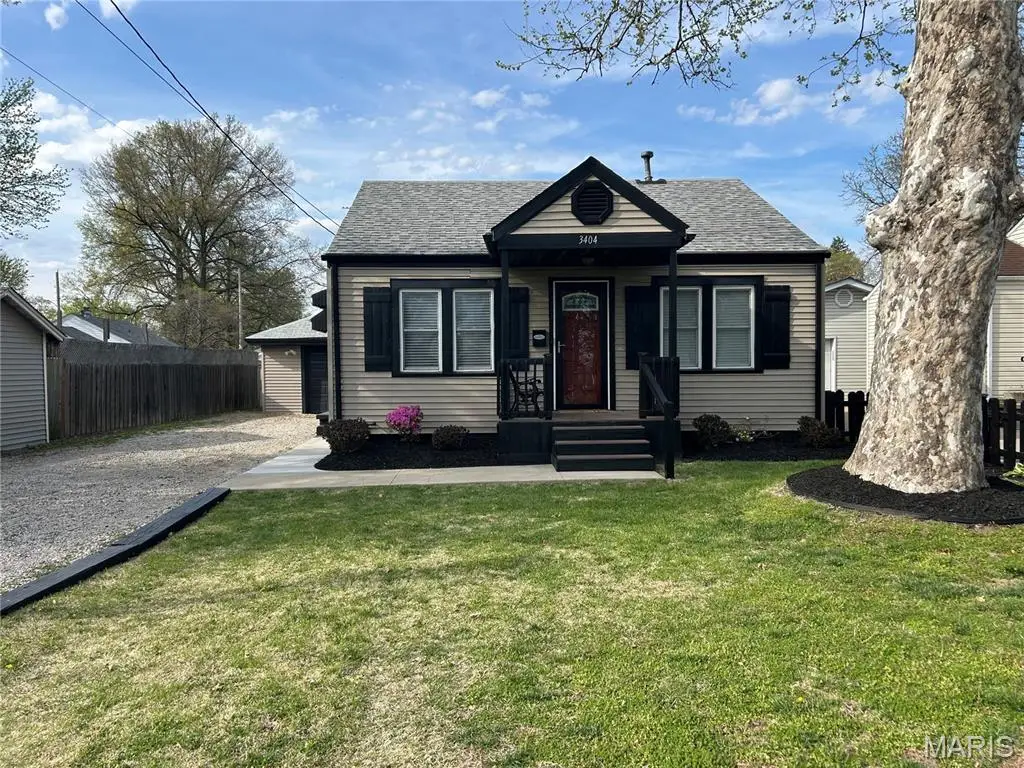 3404 Oak Drive, Alton, IL 62002 - #1