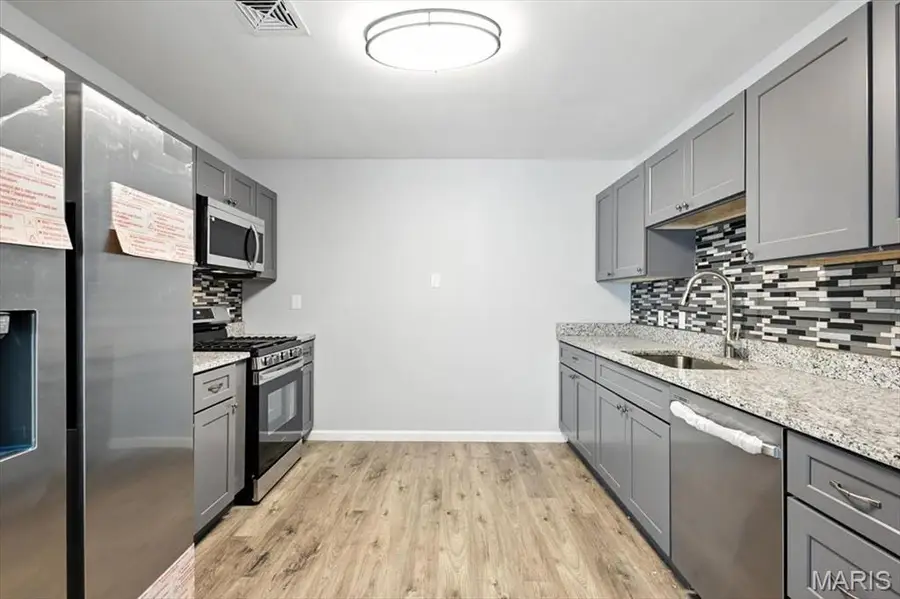 1018 Tempo Drive, Saint Louis, MO 63146 - #2