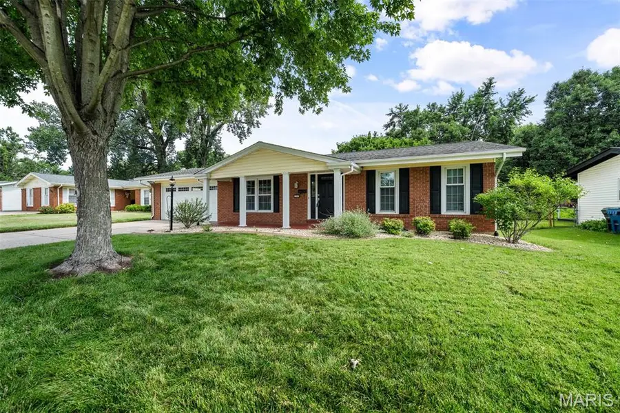 731 Carriage Lane, Hazelwood, MO 63042 - #2