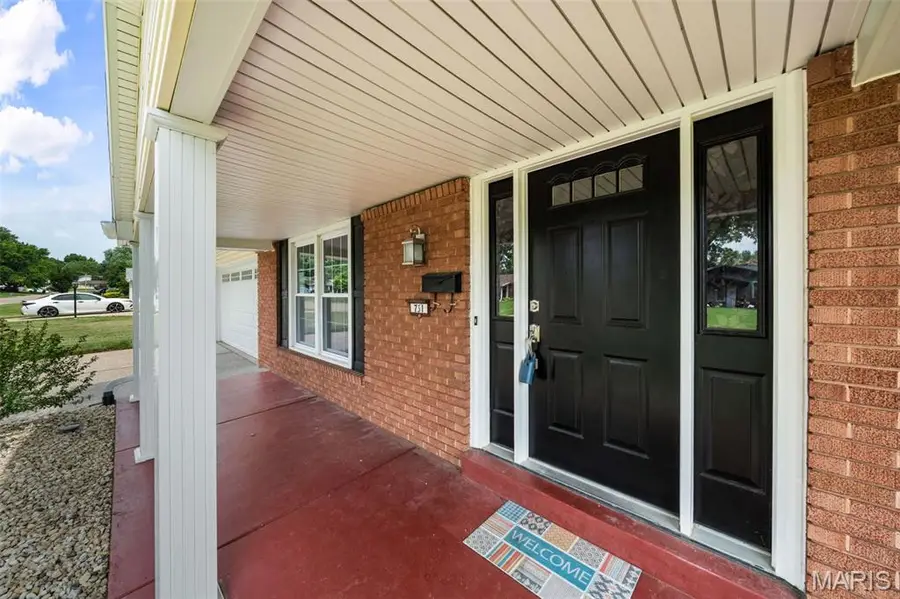 731 Carriage Lane, Hazelwood, MO 63042 - #3