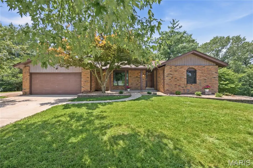 2108 Olde Winery Road, Oakville, MO 63129 - #1