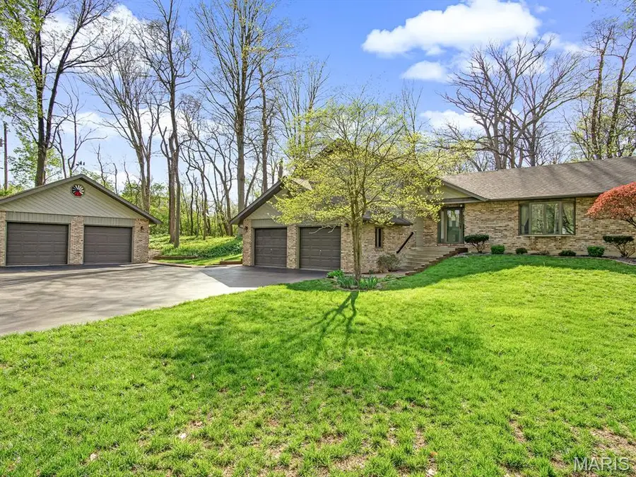 158 Dianne Drive, Belleville, IL 62220 - #2