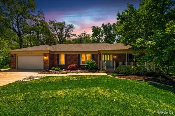 5460 Casa Royale Drive, St Louis, MO 63129