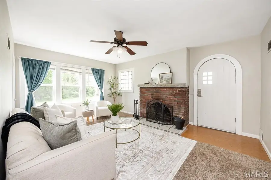 304 South Belt West, Belleville, IL 62220 - #2