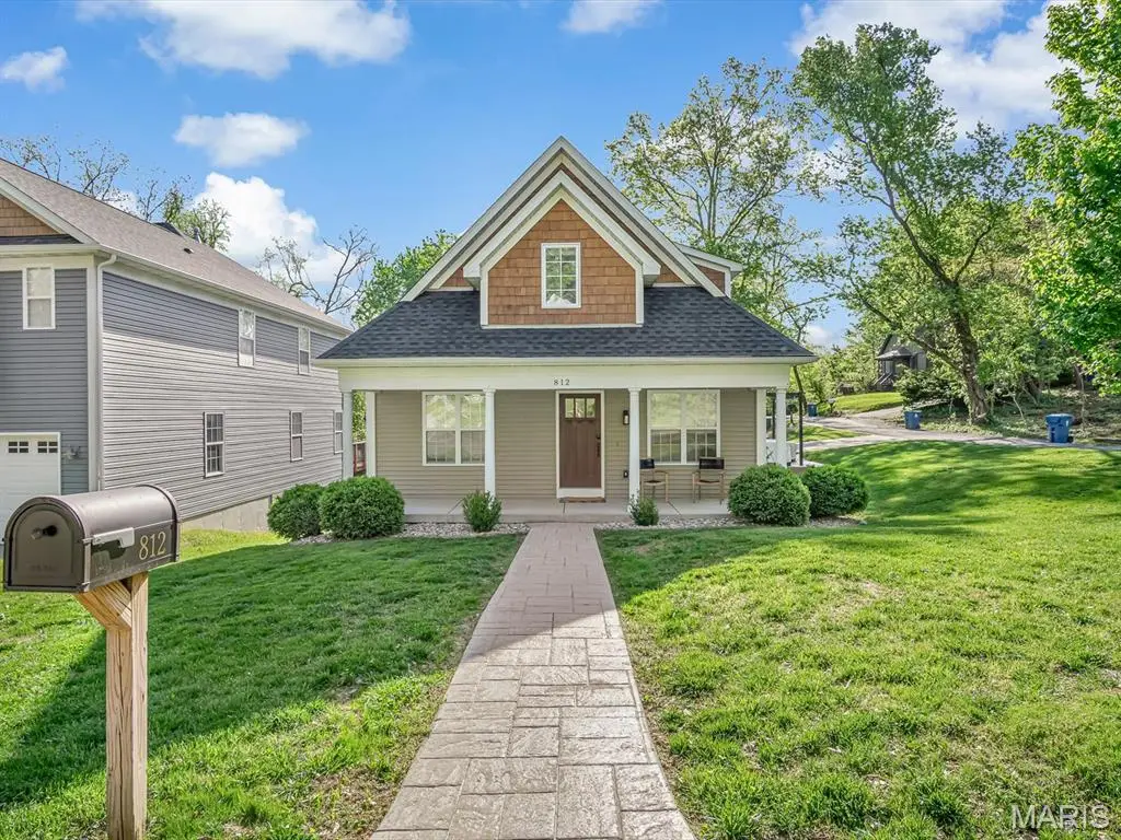 812 Meade Avenue, Edwardsville, IL 62025 - #1