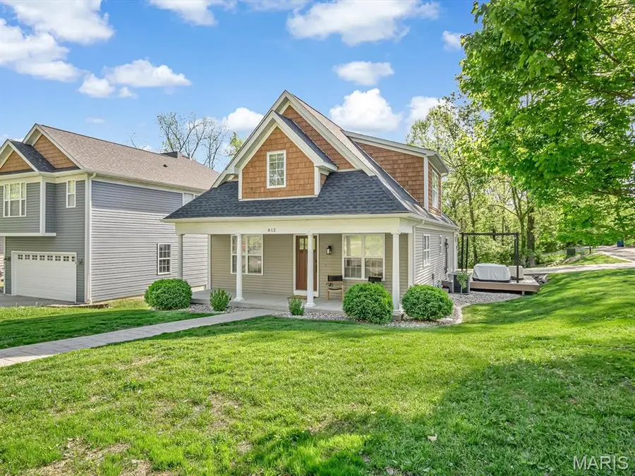 812 Meade Avenue, Edwardsville, IL 62025 - #2