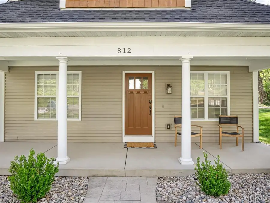 812 Meade Avenue, Edwardsville, IL 62025 - #3