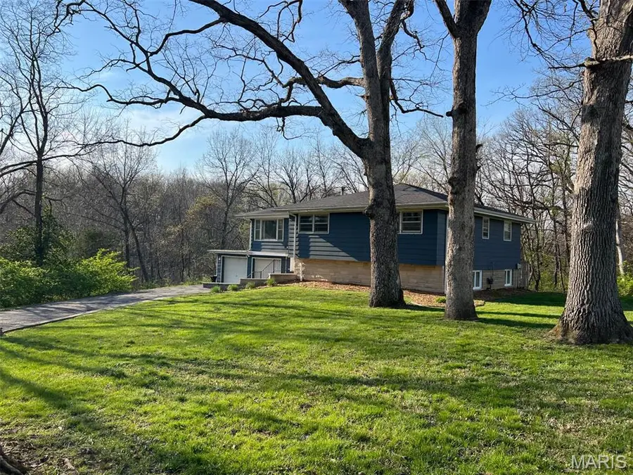 47 Smoke Tree Road, Hillsboro, IL 62049 - #3