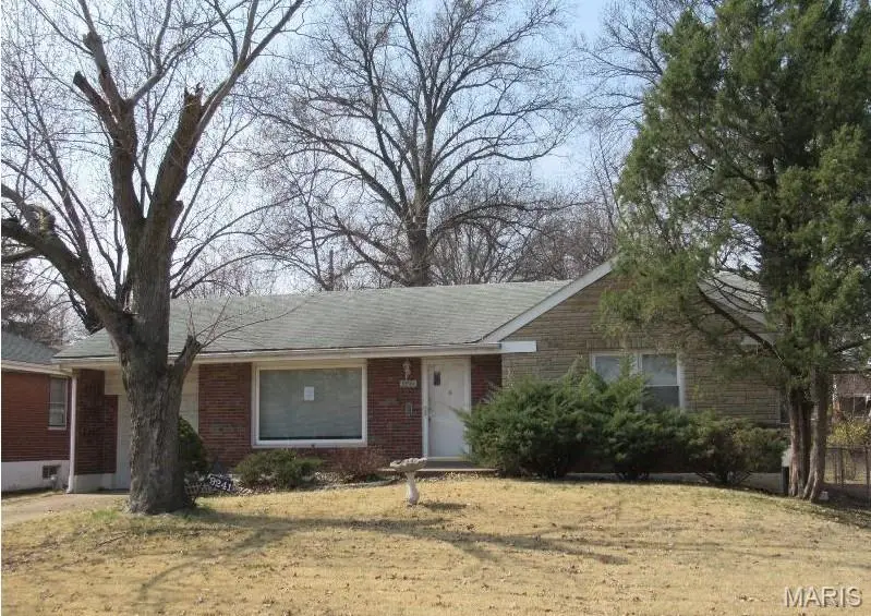 9241 Halbrook Drive, Bellefontaine Neighbors, MO 63137 - #1