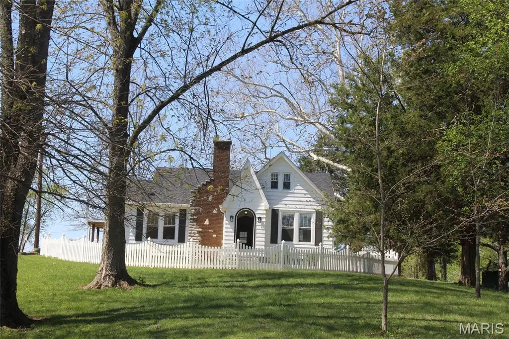 528, 530A&B Mill Street, Bethalto, IL 62010 - #1