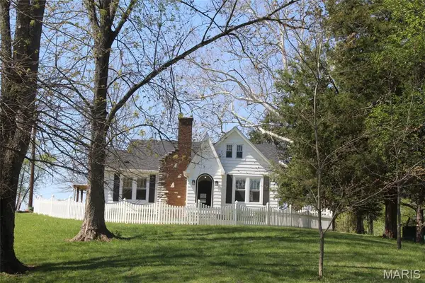 528, 530A&B Mill Street, Bethalto, IL 62010