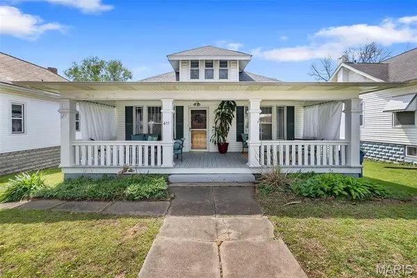 411 E Maple Street, Scott City, MO 63780