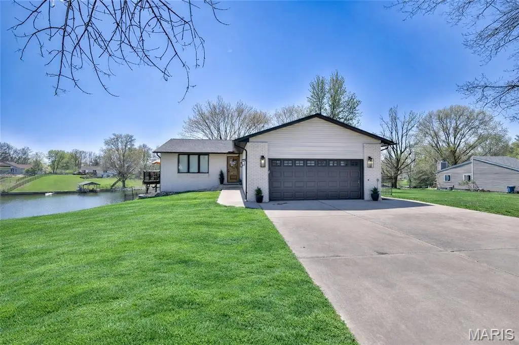 111 Elm Drive, Edwardsville, IL 62025 - #1