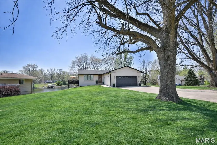 111 Elm Drive, Edwardsville, IL 62025 - #2