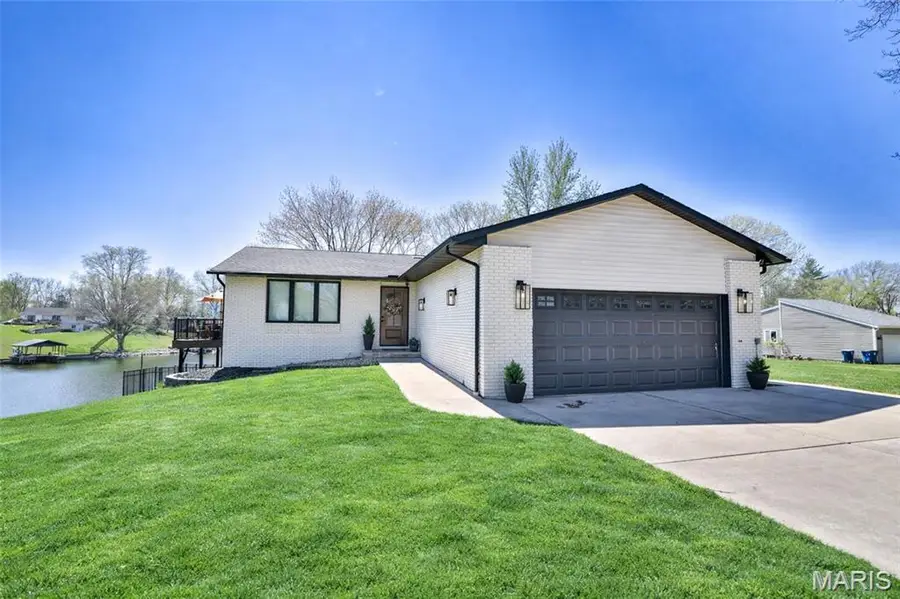 111 Elm Drive, Edwardsville, IL 62025 - #3