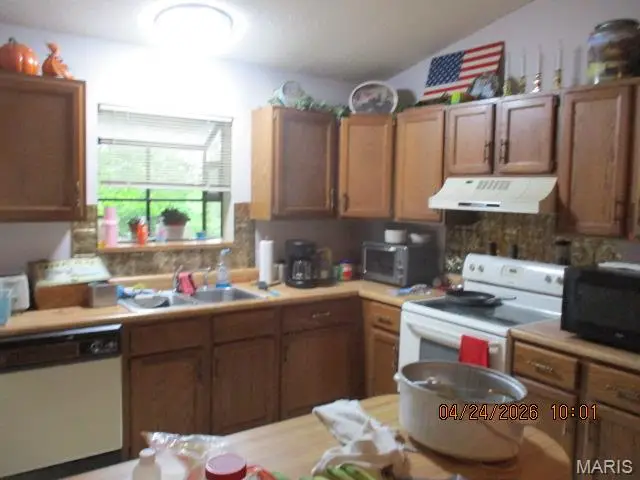 698 Highway At, Villa Ridge, MO 63089 - #3