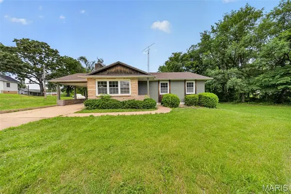 612 W 4th Street, Dixon, MO 65459