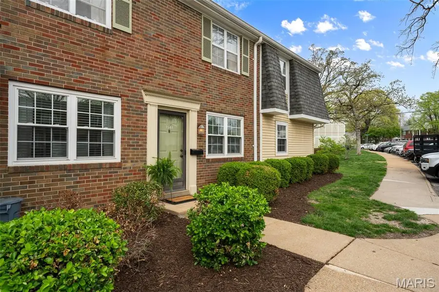 1541 E Swan Circle, Brentwood, MO 63144 - #3