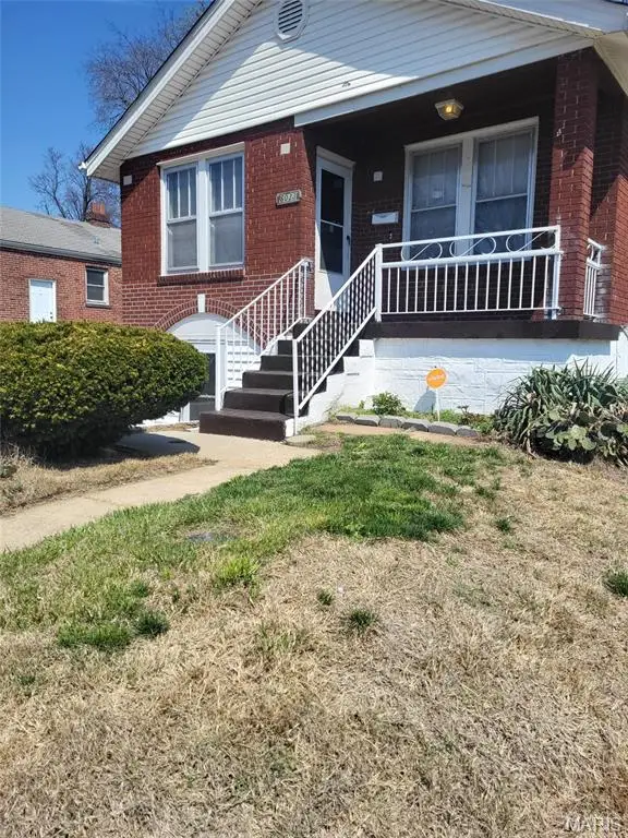 6033 Grimshaw Avenue, Pine Lawn, MO 63120 - #1