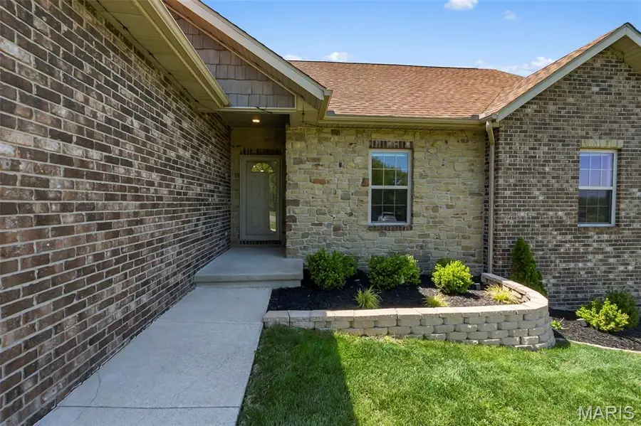 1006 Saddlebrooke Ridge, Jackson, MO 63755 - #2